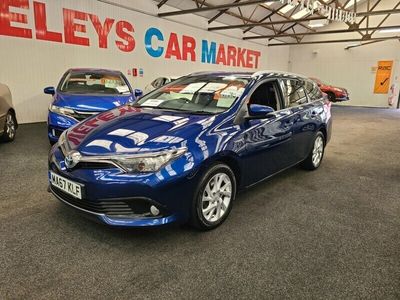 Toyota Auris Hybrid