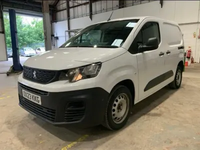 Used Peugeot Partner Premium 131 HP (96 kW) 2023 White MPV