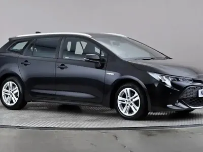 Used Toyota Corolla 122 HP (89 kW) 2021 Black Estate
