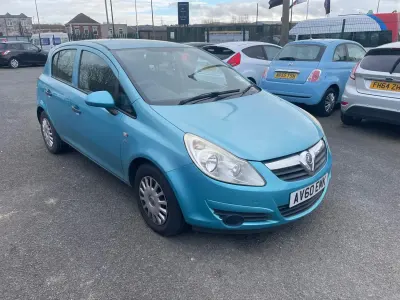 Second-hand Vauxhall Corsa S 64 CP (47 kW) 2010 Albastru Hatchback