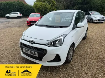 Used Hyundai i10 SE 2017 White Hatchback