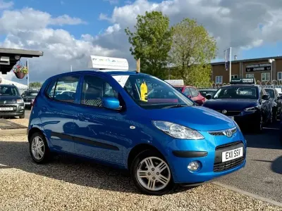 Używany Hyundai i10 Comfort 77 KM (56 kW) 2011 Niebieski Hatchback