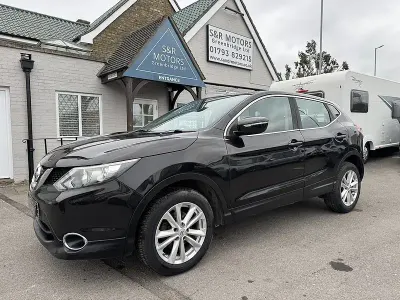 Używany Nissan Qashqai Acenta 2014 Czarny SUV