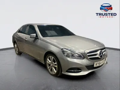 Used Mercedes E220 SE 2014 Silver Sedan