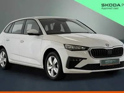 Gebraucht Skoda Scala SE 116 PS (85 kW) 2025 Weiß Kleinwagen