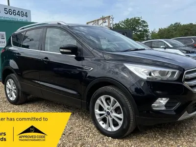 Used Ford Kuga Titanium 120 HP (88 kW) 2017 Black SUV