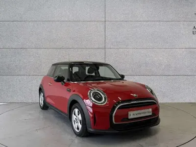 Used Mini Cooper Classic 136 HP (100 kW) 2022 Red Hatchback
