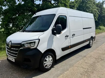 Used Renault Master Business 2023 White MPV