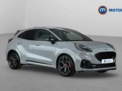 Usado Ford Puma ST 200 CV (147 kW) 2023 Gris SUV