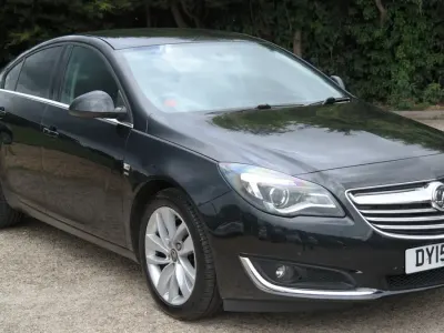 Used Vauxhall Insignia SRi 140 HP (102 kW) 2015 Black Hatchback