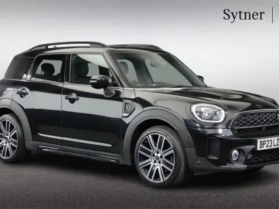 Używany Mini Cooper S Countryman Exclusive 176 KM (129 kW) 2023 Czarny SUV