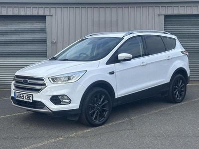 Used Ford Kuga Titanium 150 HP (110 kW) 2019 White SUV