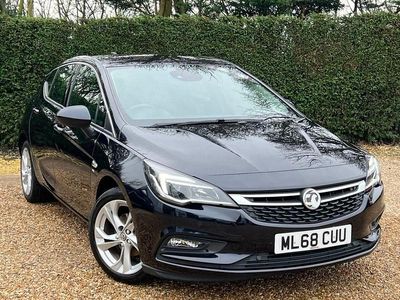 Used Vauxhall Astra SRi 100 HP (73 kW) 2018 Blue Hatchback