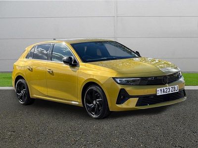 Used Vauxhall Astra 130 HP (95 kW) 2023 Yellow Hatchback