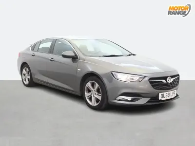 Used Vauxhall Insignia SRi 136 HP (100 kW) 2019 Grey Hatchback