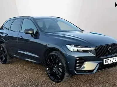 Usado Volvo XC60 Plus 449 HP (330 kW) 2025 Azul SUV