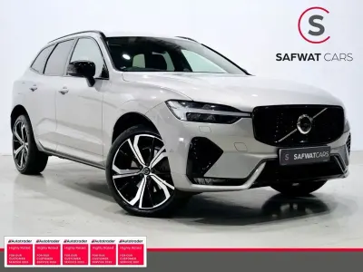 Used Volvo XC60 Ultimate 250 HP (183 kW) 2023 Silver SUV