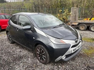 Used Toyota Aygo x-style 68 HP (50 kW) 2017 Grey Hatchback