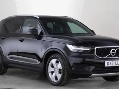 Used Volvo XC40 Momentum 197 HP (144 kW) 2021 SUV