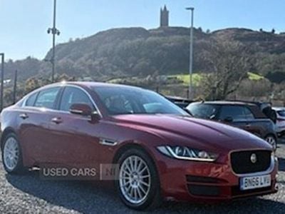 Used Jaguar XE Prestige 180 HP (132 kW) 2016 Red Sedan
