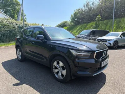 Used Volvo XC40 Momentum 163 HP (119 kW) 2020 Black SUV