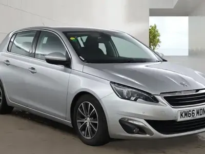 Used Peugeot 308 Allure 150 HP (110 kW) 2016 Silver Hatchback