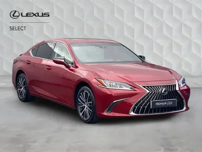 Used Lexus ES300H 2025 Red Sedan