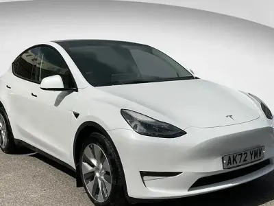 Usado Tesla Model Y Long Range AWD 286 kW (389 HP) 2025 SUV