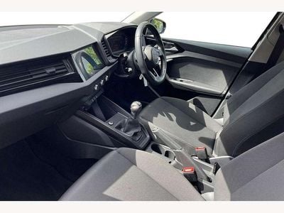 Usado Audi A1 Design 95 HP (69 kW) 2021 Preto SUV