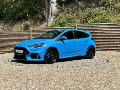 Used Ford Focus RS 350 HP (257 kW) 2017 Blue Hatchback