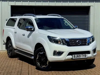 Used Nissan Navara Tekna 190 HP (139 kW) 2019 White Pickup