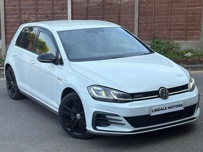 Begagnad VW Golf VII GTD 184 HK (135 kW) 2017 Vit Halvkombi