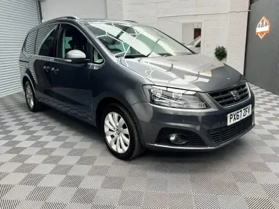 Usado Seat Alhambra Ecomotive 150 HP (110 kW) 2017 Cinzento Monovolume