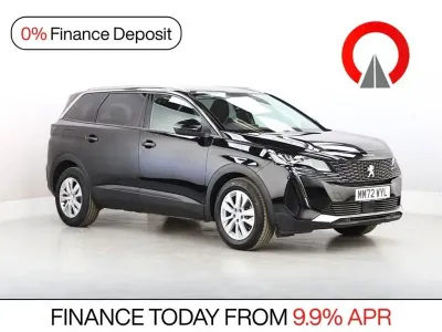 Używany Peugeot 5008 Active+ 130 KM (95 kW) 2023 Czarny SUV