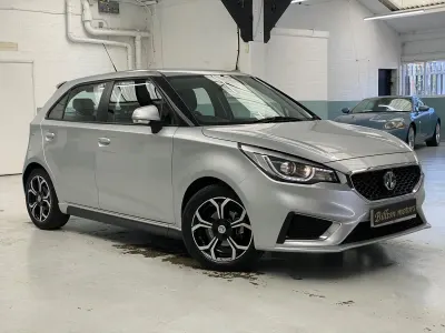 Usado MG MG3 Exclusive 106 HP (77 kW) 2019 Prateado Citadino
