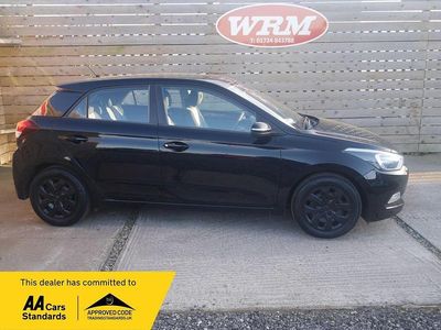 Used Hyundai i20 84 HP (61 kW) 2015 Black Hatchback