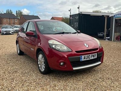 Used Renault Clio II Dynamique 86 HP (63 kW) 2010 Red Hatchback
