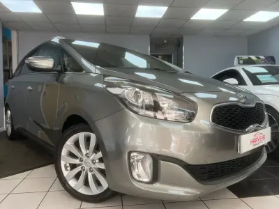 Used Kia Carens