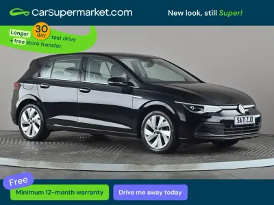 Begagnad VW Golf VII Style 2021 Svart Halvkombi