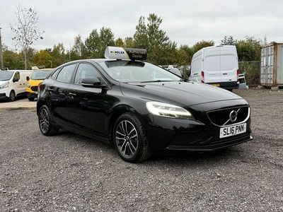 Black Used 2016 Volvo V40 Momentum Estate | £6,105 (Fair price)