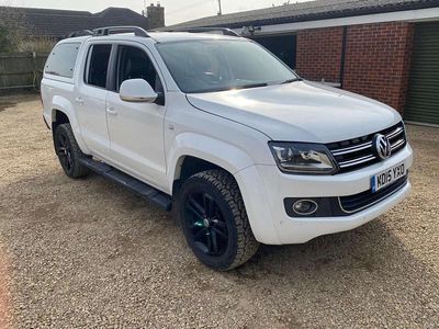Used VW Amarok Highline 180 HP (132 kW) 2015 White Pickup