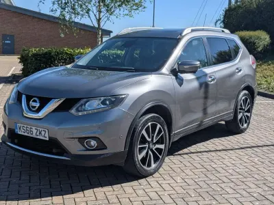Used Nissan X-Trail Tekna 130 HP (95 kW) 2016 Grey SUV