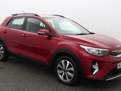 Gebraucht Kia Stonic 100 PS (73 kW) 2023 Rot SUV
