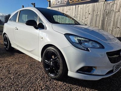 Used Vauxhall Corsa Edition 69 HP (50 kW) 2015 White Hatchback