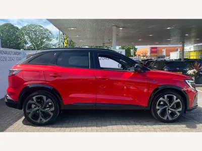 Second-hand Renault Austral Techno Esprit Alpine 200 CP (147 kW) 2024 Roșu SUV