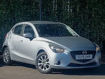 Używany Mazda 2 90 KM (66 kW) 2019 Srebrny Hatchback