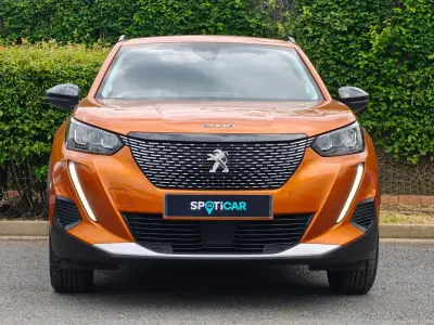 Second-hand Peugeot 2008 Allure Premium 100 CP (73 kW) 2022 Portocaliu SUV