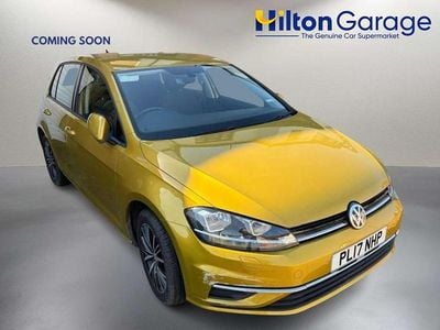 Used VW Golf VII SE 2017 Yellow Hatchback