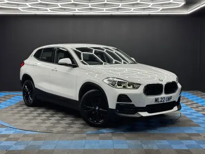 Begagnad BMW X2 Sport Line 140 HK (102 kW) 2022 Vit SUV