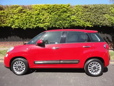Usado Fiat 500L Lounge 95 HP (69 kW) 2014 Vermelho Monovolume